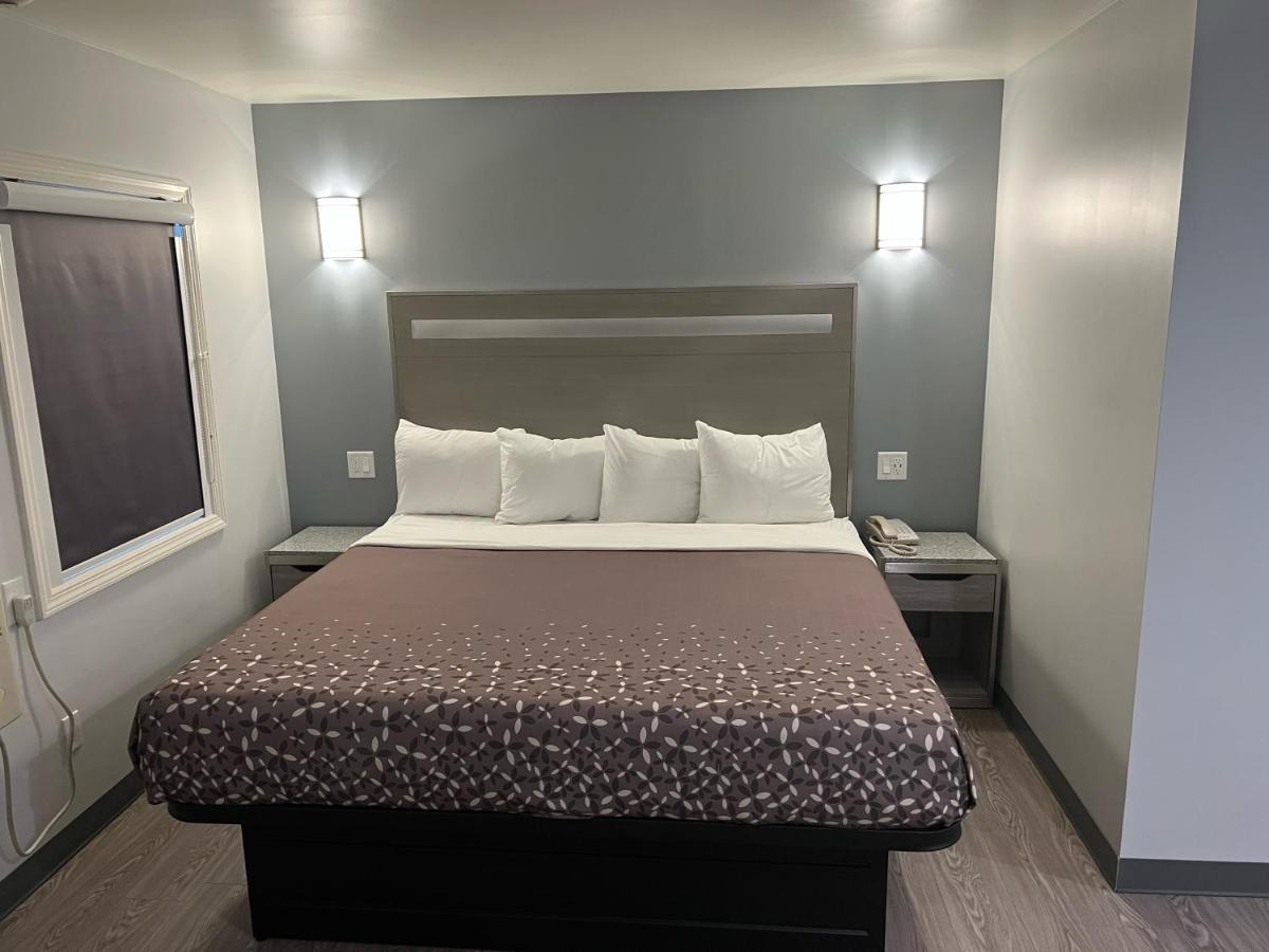112 Motel เมดฟอร์ด ภายนอก รูปภาพ